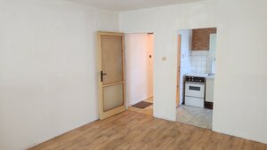 **REZERVOVANÉ**Nová cena...Na predaj - 1 izbový byt 32m2-Piešťany — foto 3