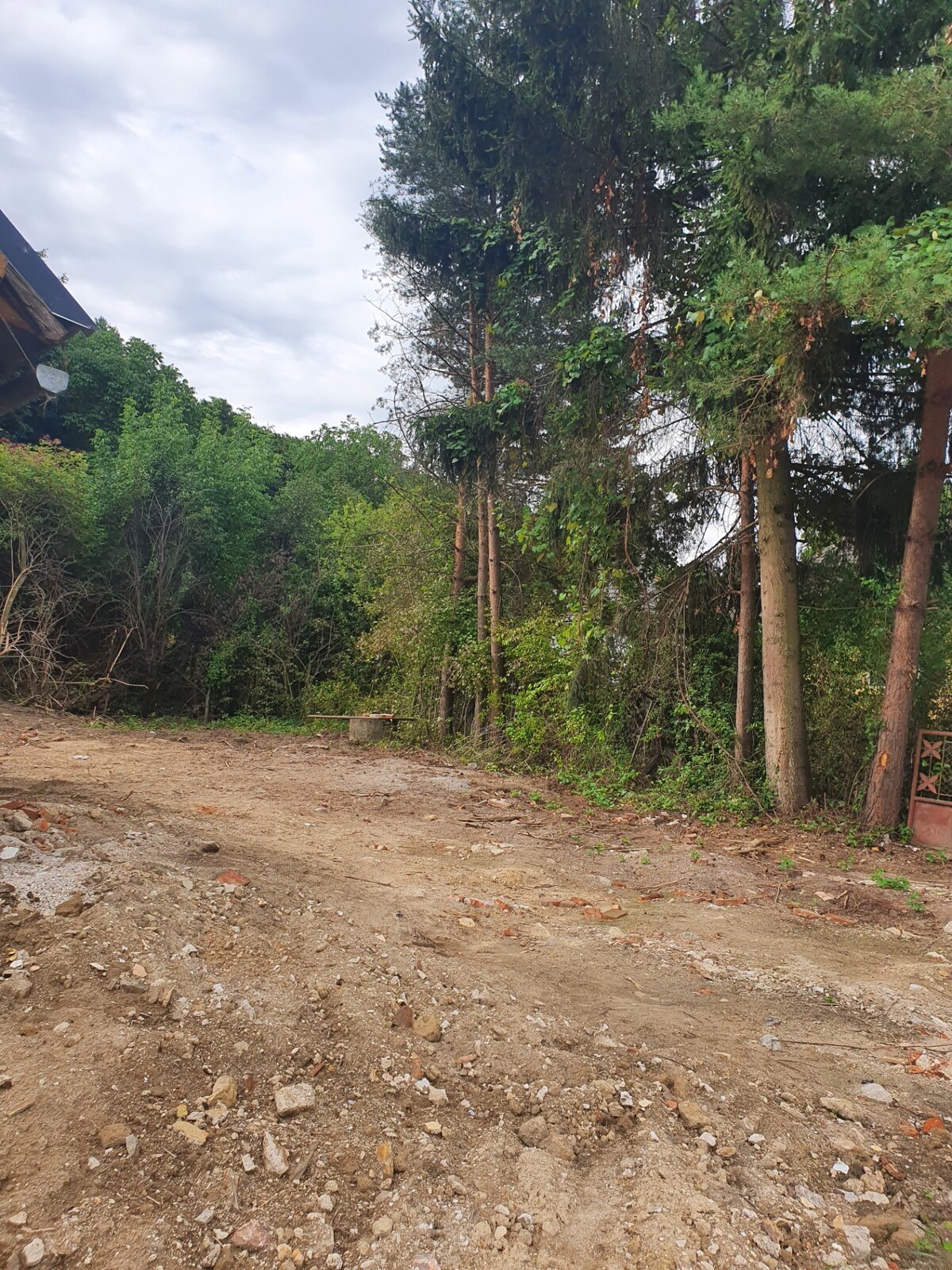 Stavebný pozemok Trenčianske Jastrabie — foto 2