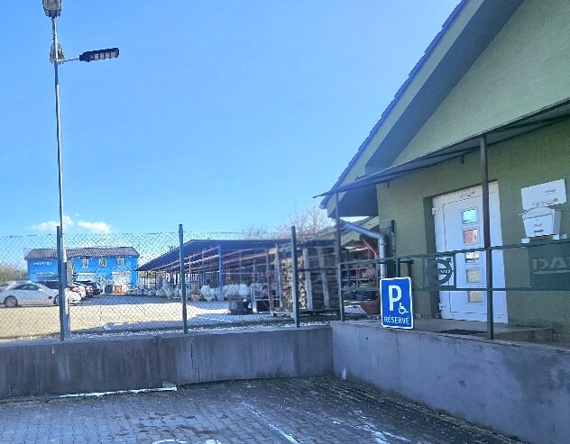 Komerčný areál pri hlavnom ťahu–Bánovce nad Bebravou 2466m2-EXKLUZÍVNE — foto 7