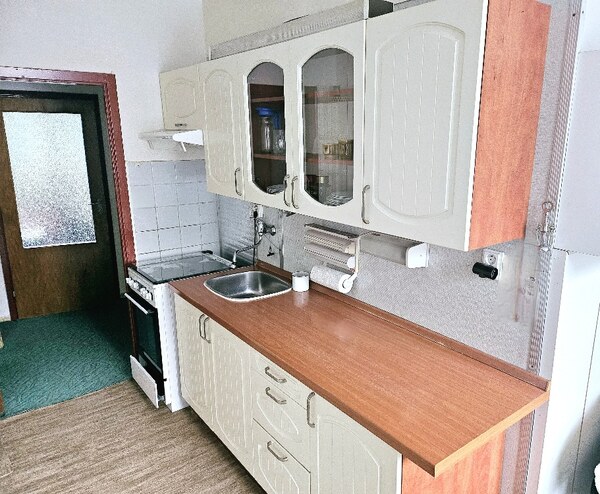 3 izbový byt Bánovce nad Bebravou/SEVER /64 m2/čiastočná rekonštrukcia