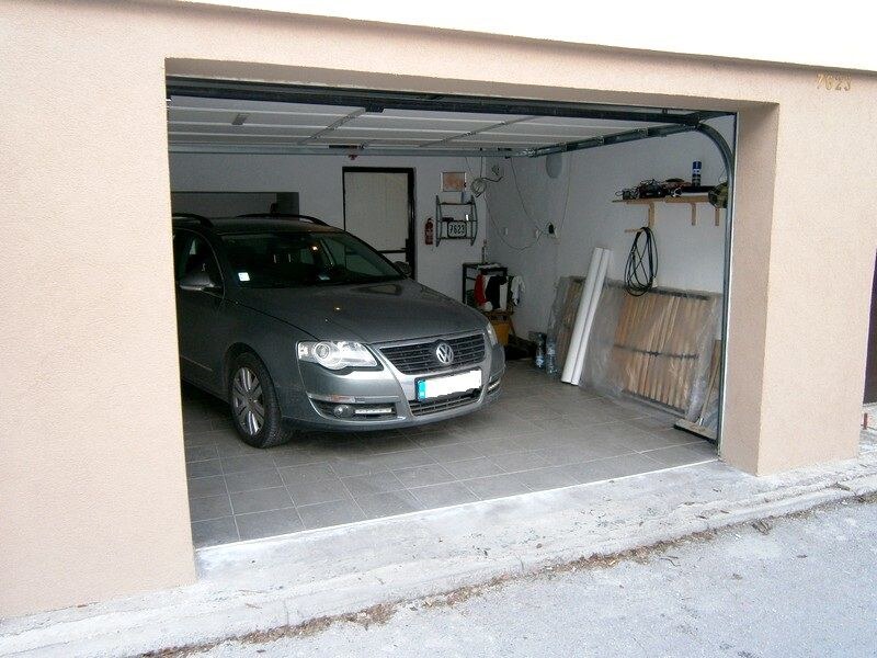 Na prenájom garáž 26m2 - Vodárenská ulica, Piešťany — foto 2