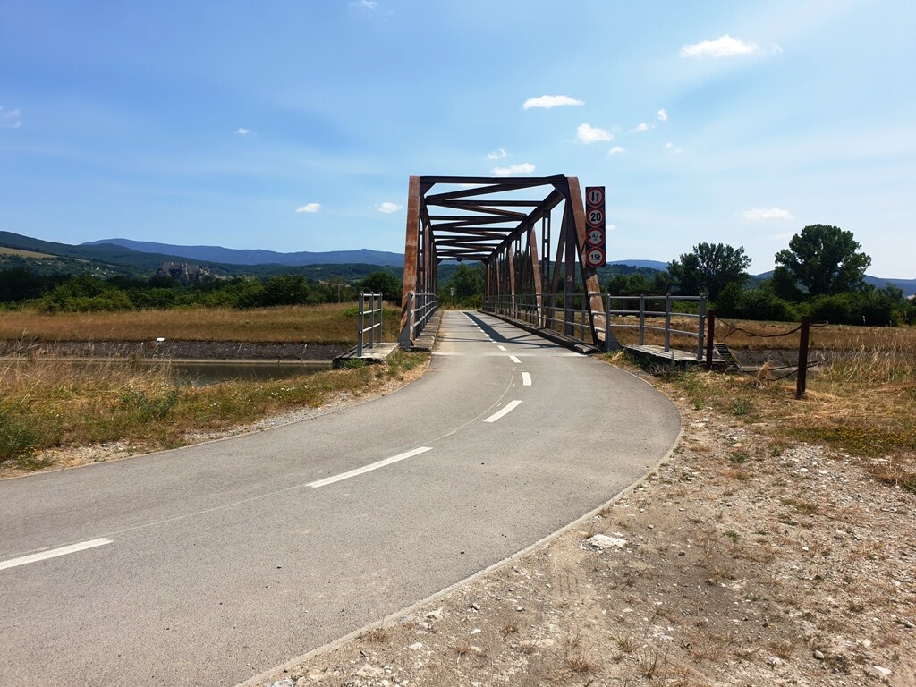 Rekreačný pozemok s troma jazerami o výmere 10ha - Zelená Voda, Beckov — foto 7