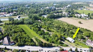 INVESTIČNÝ POZEMOK 2700m², BANKA, SOCIÁLNE SLUŽBY, VYBAVENOSŤ, BÝVANIE — foto 1