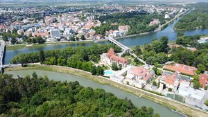 INVESTIČNÝ POZEMOK 2700m², BANKA, SOCIÁLNE SLUŽBY, VYBAVENOSŤ, BÝVANIE — foto 6