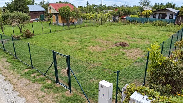 Predaj pozemku 401 m² v záhradkárskej oblasti – Drahovce (Sĺňava –Hať)