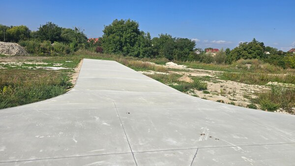 PREDAJ STAVEBNÝ POZEMOK 603 M² BOROVCE /VODA, ELEKTRINA, KANALIZÁCIA/