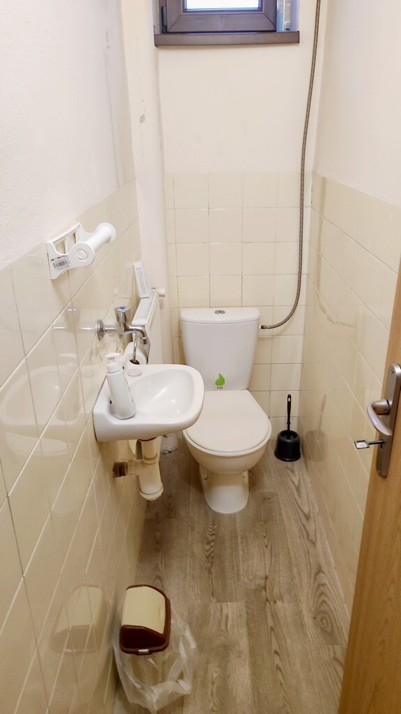 Prenájom priestorov schválených na služby 13m2 Piešťany — foto 5