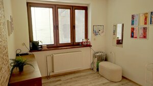 Prenájom priestorov schválených na služby 13m2 Piešťany — foto 2