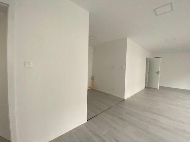 Kancelárske a prevádzkové priestory- Dubnica nad Váhom (52 m2, 104 m2) — foto 14