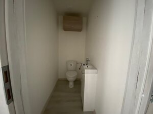 Kancelárske a prevádzkové priestory- Dubnica nad Váhom (52 m2, 104 m2) — foto 12