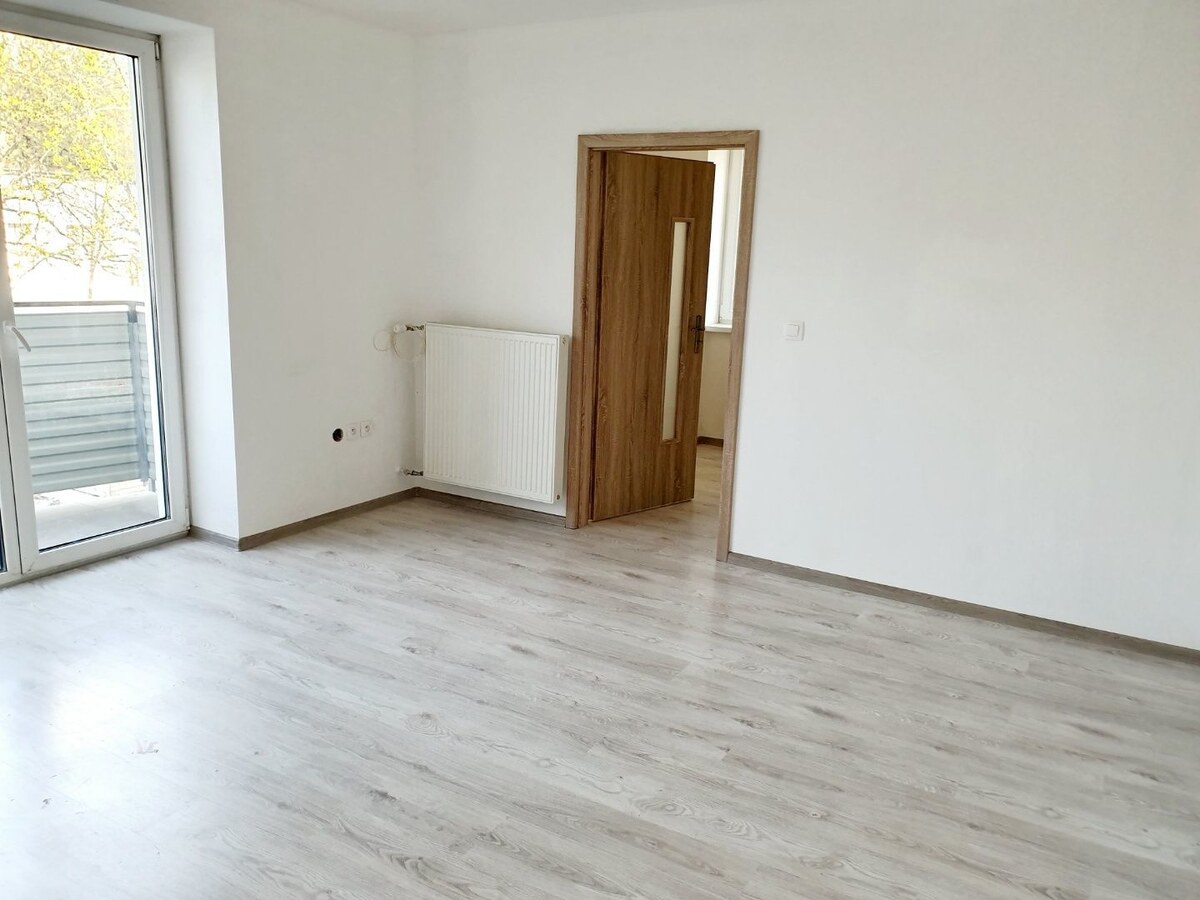 2 izbový byt Bánovce nad Bebravou -PRENÁJOM / BALKON / NOVÁ REKONŠTRUK — foto 3