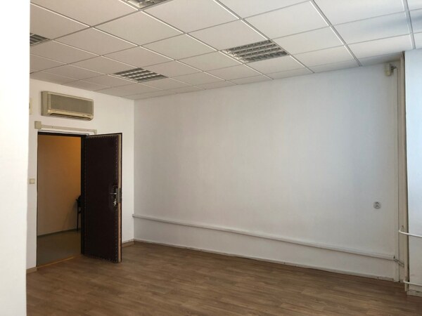Prenájom kancelácie v centre mesta Považská Bystrica, 23 m2