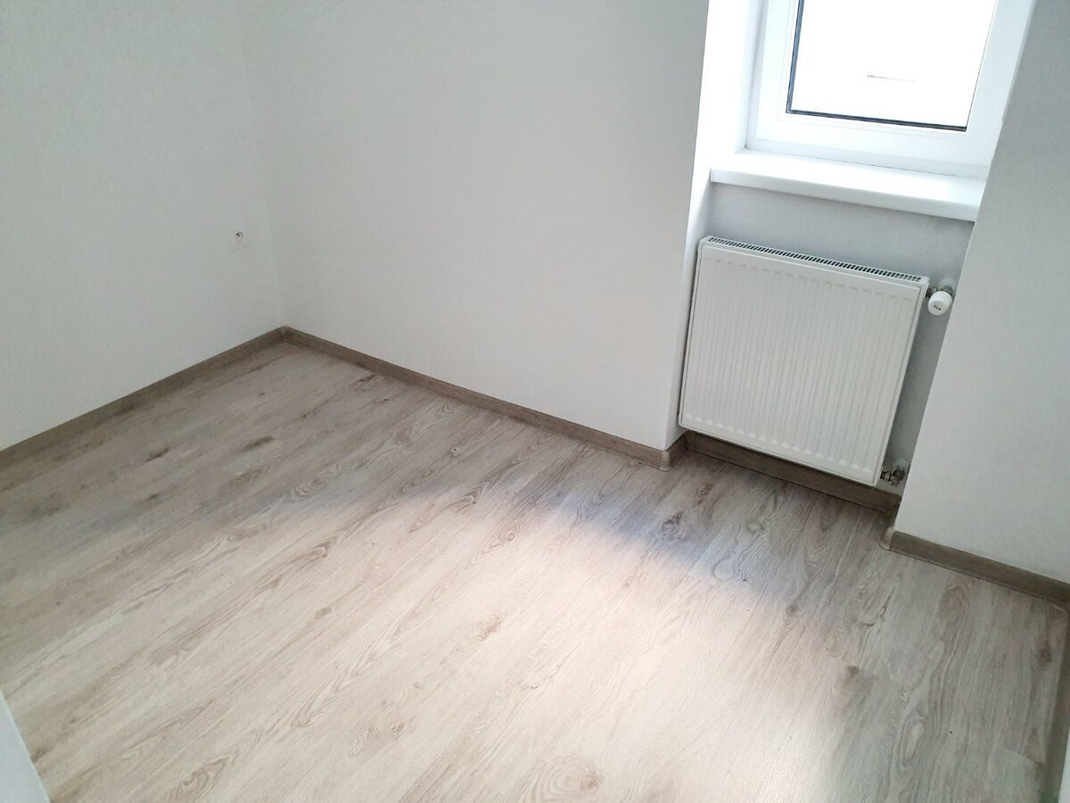 PRENÁJOM  Bánovce nad Bebravou  / 1 IZBOVÝ BYT / CENTRUM / — foto 2