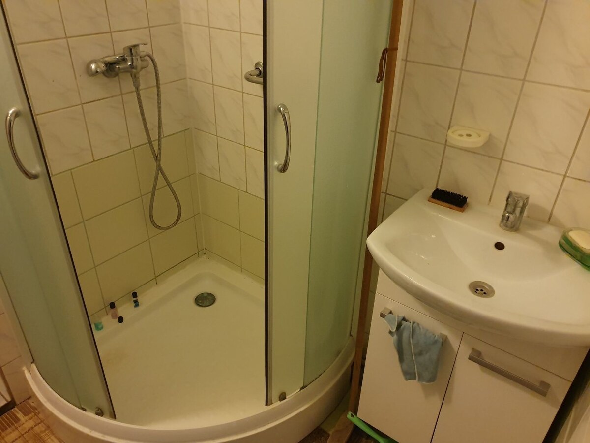 PREDANÉ /3 izbový byt Bánovce nad Bebravou  / SEVER  / 82m2 / LOGGIA — foto 2