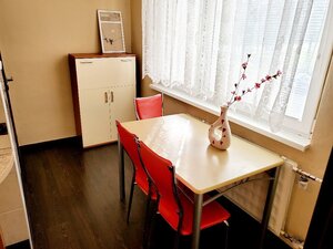 3 izbový byt Bánovce nad Bebravou  CENTRUM-STRED / 66m2 / BALKÓN  / PI — foto 1