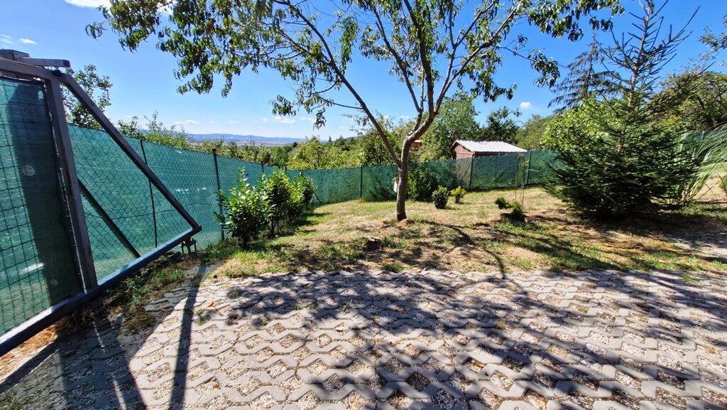 Záhradná chata s príslušenstvom a pozemkom 402 m2 - Nové Mesto n/V — foto 25