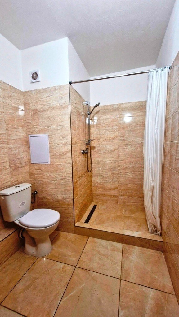 Na predaj priestranná garsónka 34 m2 + veľký balkón - Nové Mesto n/V — foto 13