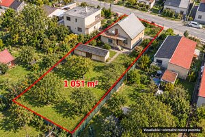 DOM S POTENCIÁLOM A VEĽKOU ZÁHRADOU – PREJTA, POZEMOK 1 050 m² — foto 1
