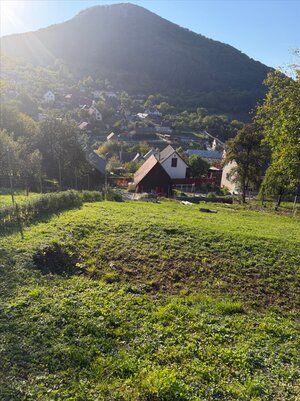 Stavebný pozemok 750 m2 v Košeckom Podhradí — foto 1