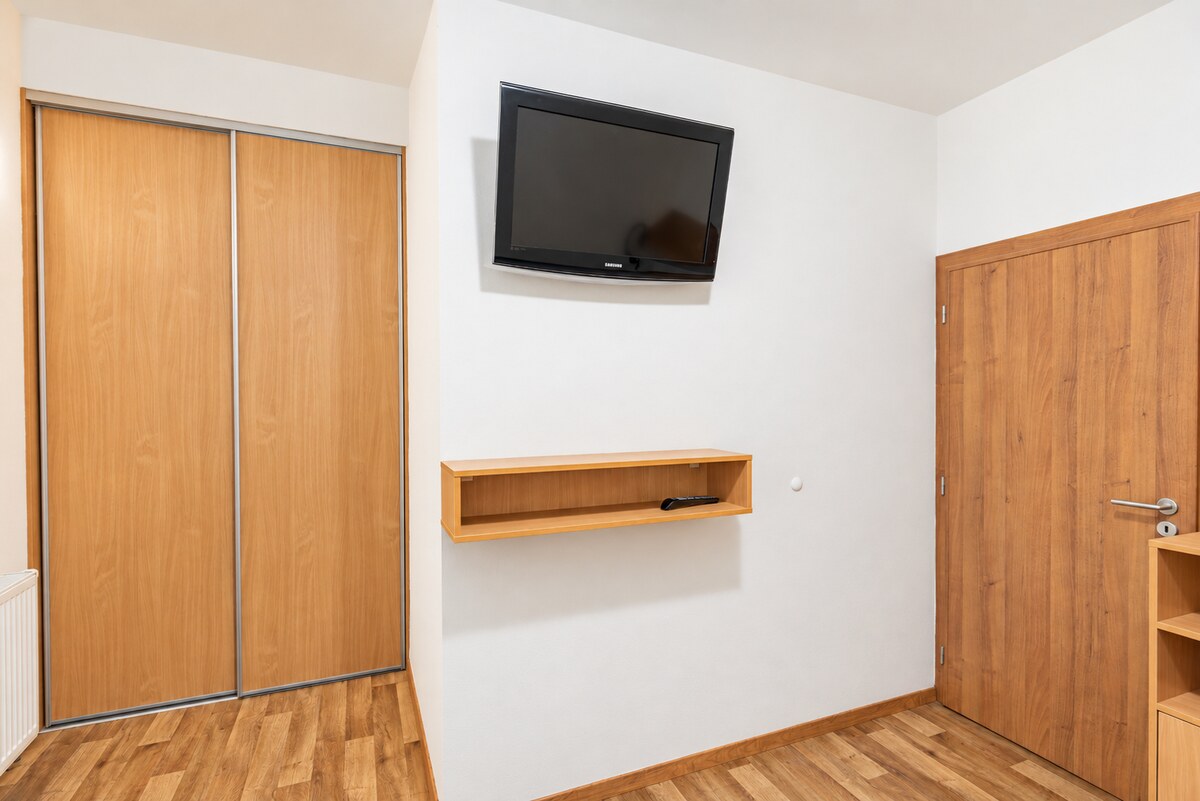 Na prenájom 2-izbový byt, 47 m², klimatizovaný, Odborárska ul., BA III — foto 9