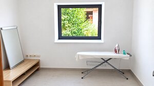 MODERNÝ 6-IZBOVÝ BUNGALOV S TERASOU A POZEMKOM 884 m² – RATNOVCE — foto 7