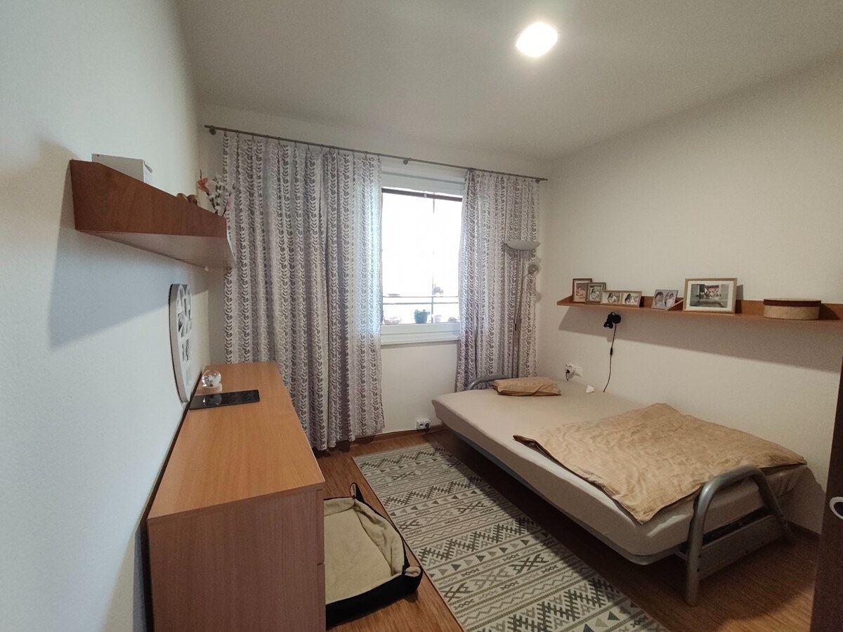 NOVOSTAVBA 4 IZB. RODINNÉHO DOMU S VEĽKÝM POZEMKOM A GARÁŽOU. — foto 13