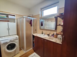 NOVOSTAVBA 4 IZB. RODINNÉHO DOMU S VEĽKÝM POZEMKOM A GARÁŽOU. — foto 16