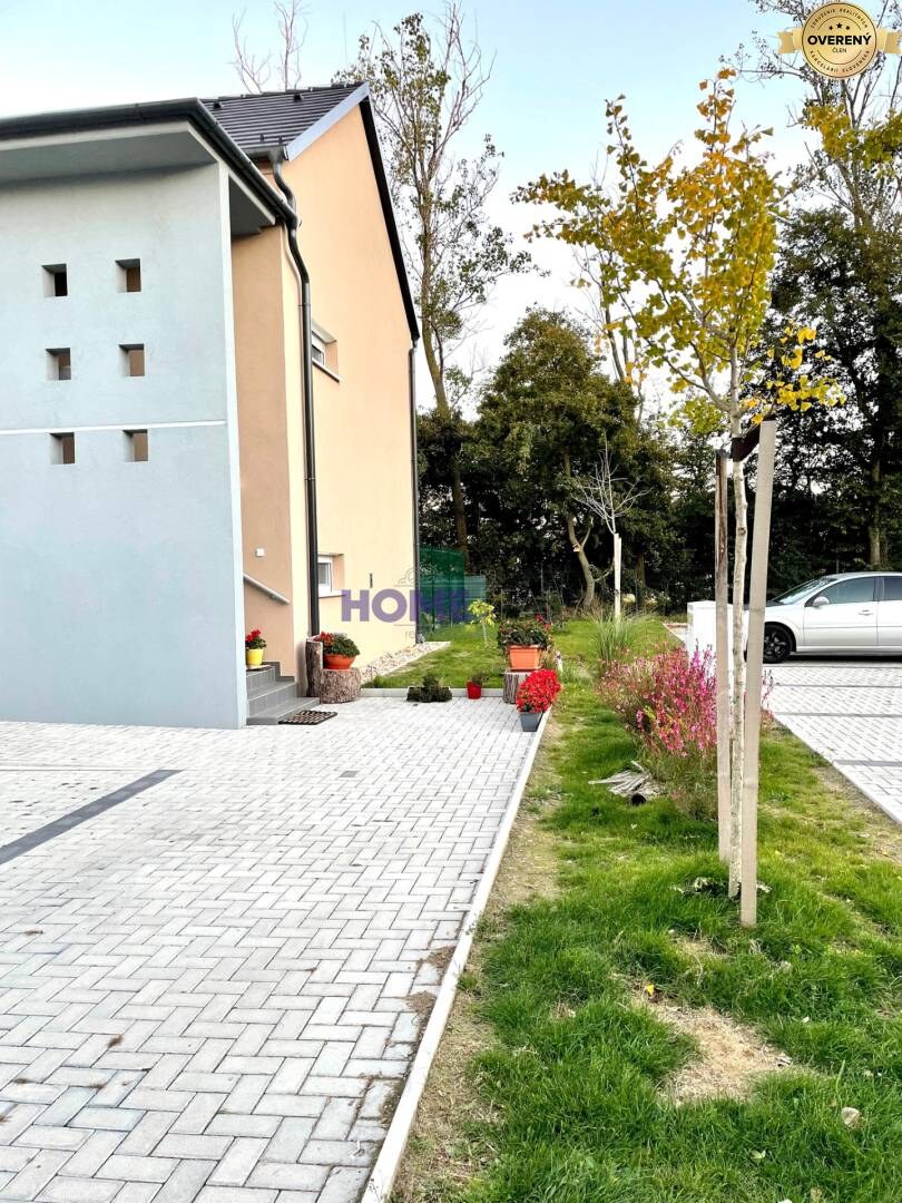PRENAJATÉ *** 3 IZB. BYT V PEKNOM PROSTREDÍ S PARKOVACÍM MIESTOM. — foto 12