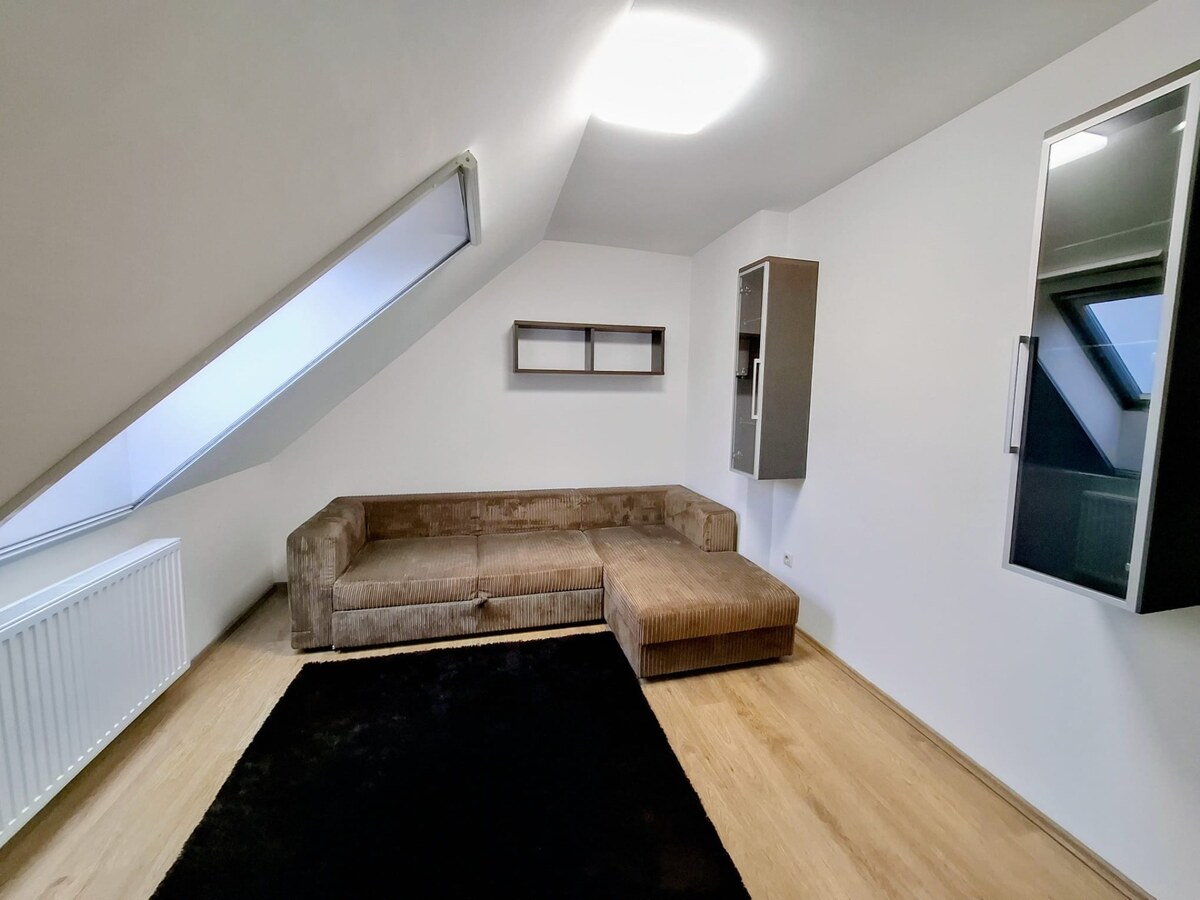 PRENAJATÉ ****  MODERNE ZARIADENÝ 3 IZB. BYT S TERASOU — foto 13