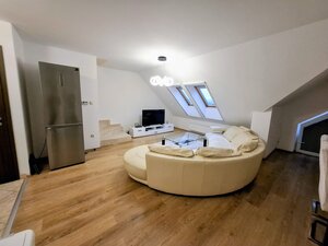 PRENAJATÉ ****  MODERNE ZARIADENÝ 3 IZB. BYT S TERASOU — foto 5