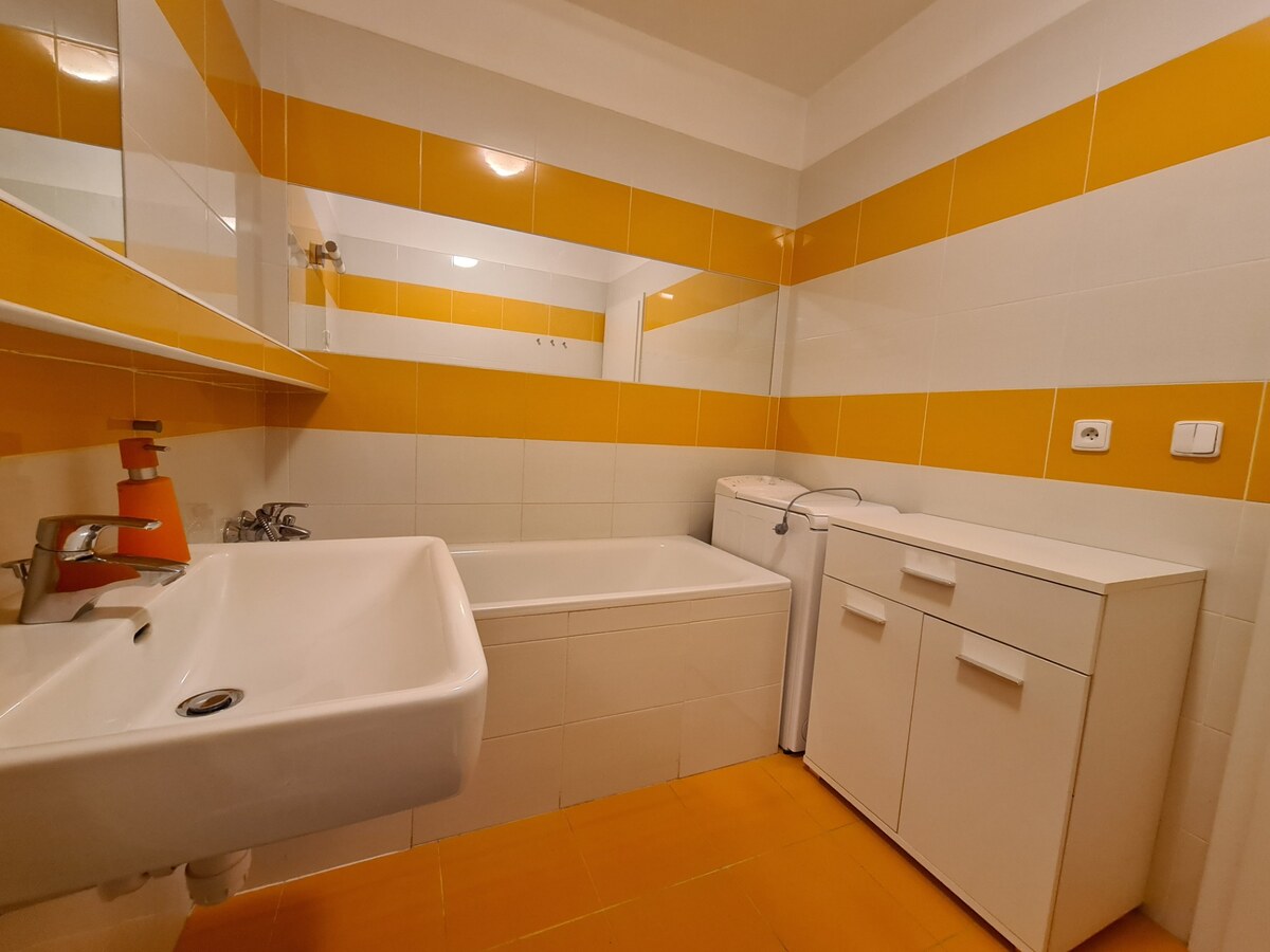PREDANÉ ** PRIESTRANNÝ 1,5 IZB. BYT S PEKNÝM VÝHĽADOM NA ZELEŇ — foto 11