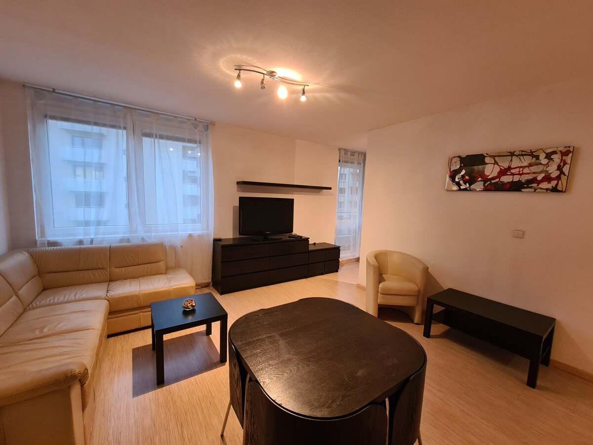 PREDANÉ ** PRIESTRANNÝ 1,5 IZB. BYT S PEKNÝM VÝHĽADOM NA ZELEŇ — foto 5