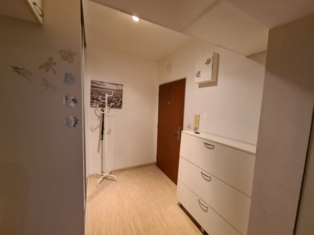 PREDANÉ ** PRIESTRANNÝ 1,5 IZB. BYT S PEKNÝM VÝHĽADOM NA ZELEŇ — foto 9
