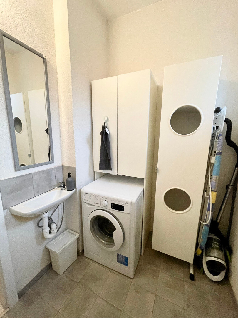 PREDANÉ **** 3 IZB. BYT PO KOMPLETNEJ REKONŠTRUKCII V STAROM MESTE — foto 18