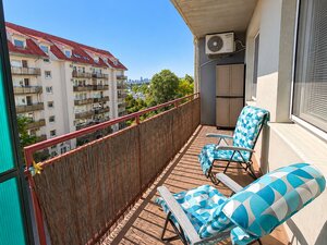 KOMPLETNE ZARIADENÝ PRIESTRANNÝ 1,5 IZB. BYT S BALKÓNOM A GARÁŽOU. — foto 17