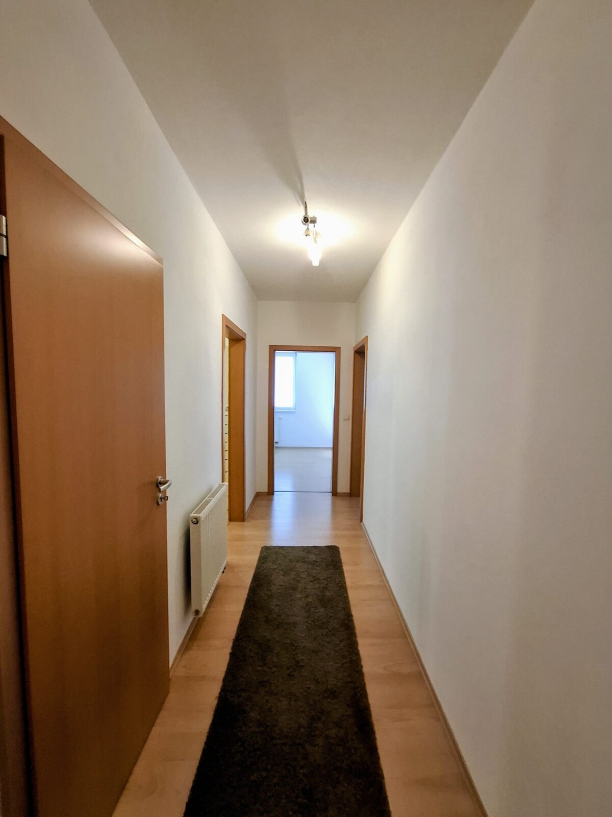 PRIESTRANNÝ 3 IZB. BYT VO VYHĽADÁVANEJ LOKALITE NA KOLIBE S PARKOVANIM — foto 13