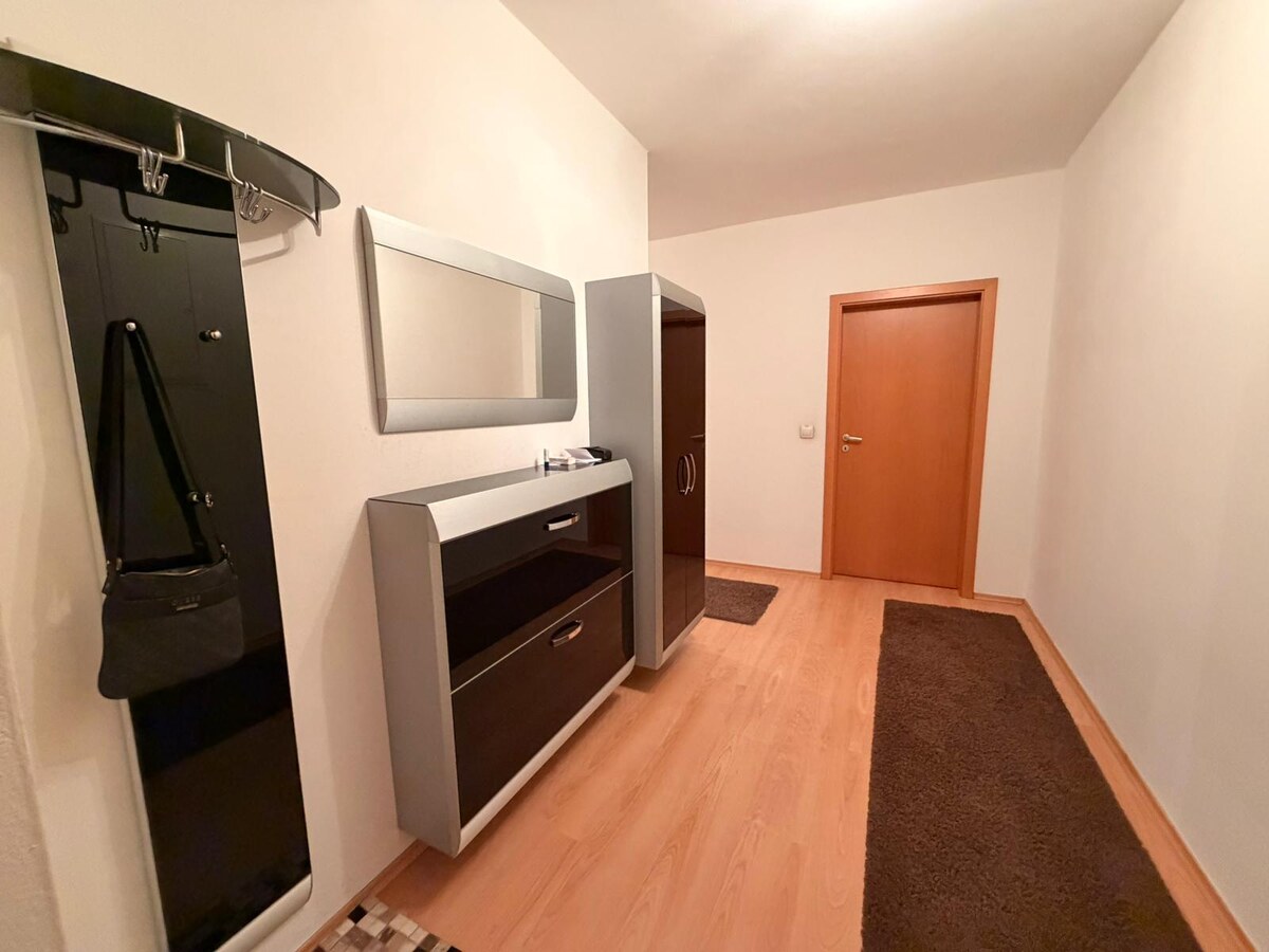PRIESTRANNÝ 3 IZB. BYT VO VYHĽADÁVANEJ LOKALITE NA KOLIBE S PARKOVANIM — foto 15