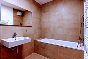 Zariadený slnečný 3 izbový byt + klíma + 16m2 loggia + parkovacie miesto + kobka — foto 15
