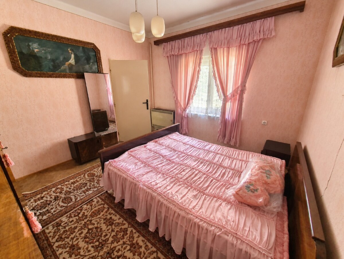 Na predaj starší rodinný dom s krásnym pozemkom Hurbanovo ! — foto 12