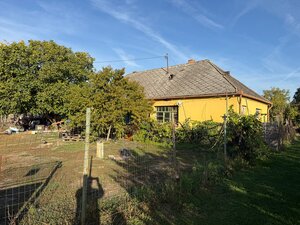Rodinný dom s hospodárskym dvorom na polosamote Komárno — foto 2