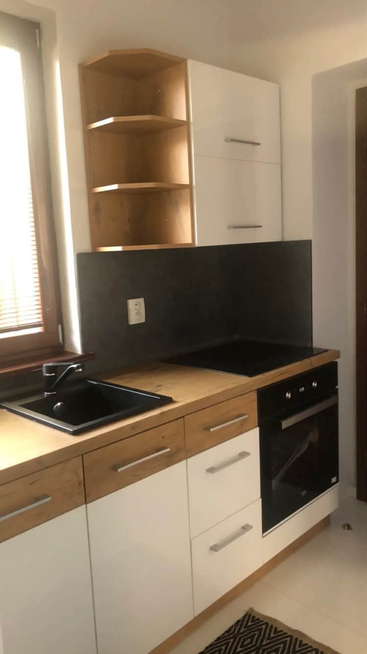 Nájom 2izb.byt v centre mesta Komárno ! — foto 3