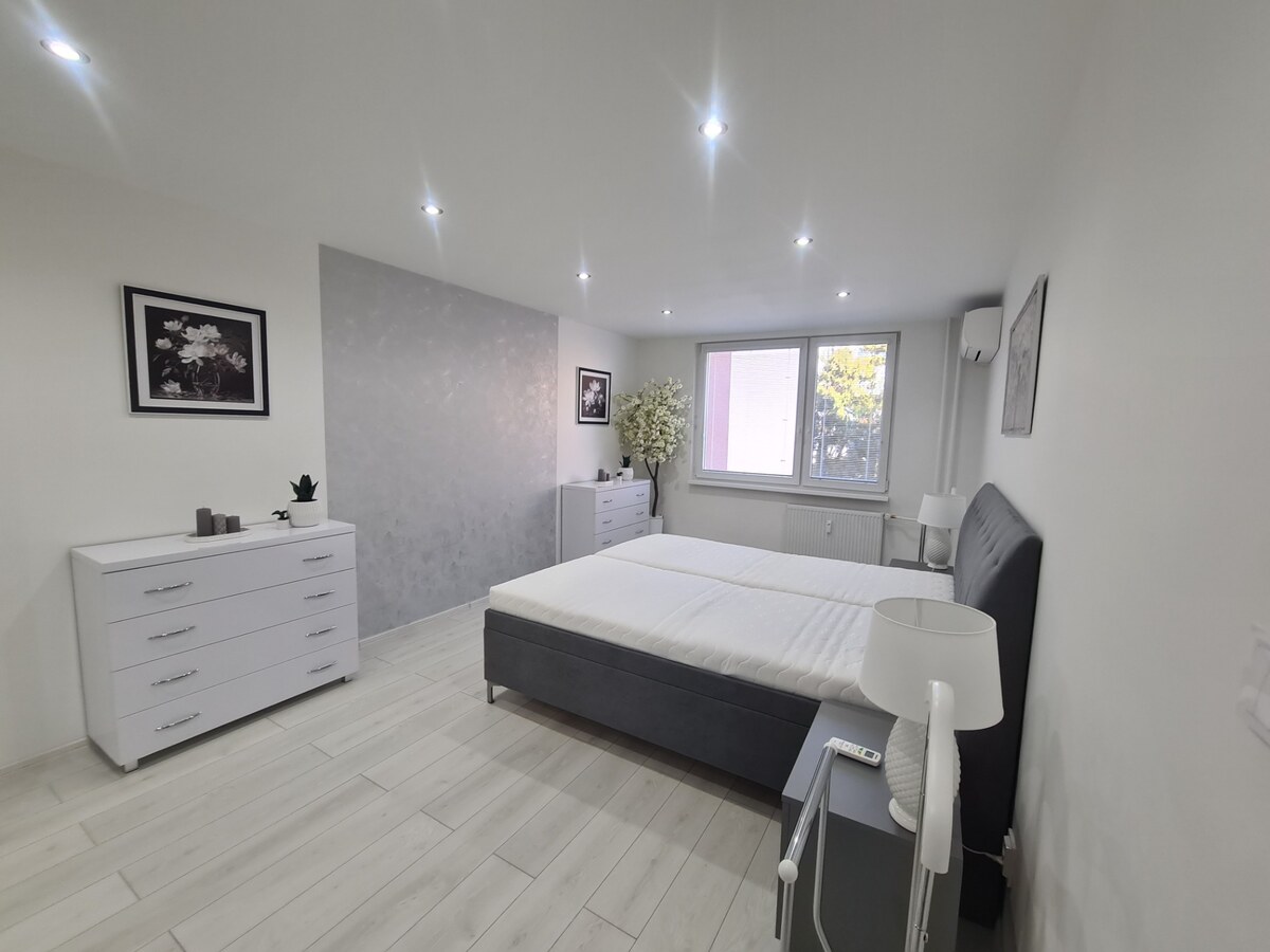 Na prenájom 2izb.štýlový byt v centre mesta Nové Zámky ! — foto 6