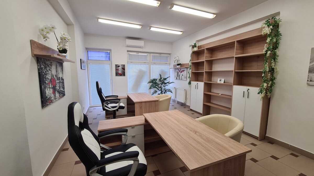Na prenájom priestory v centre mesta Nové Zámky — foto 2