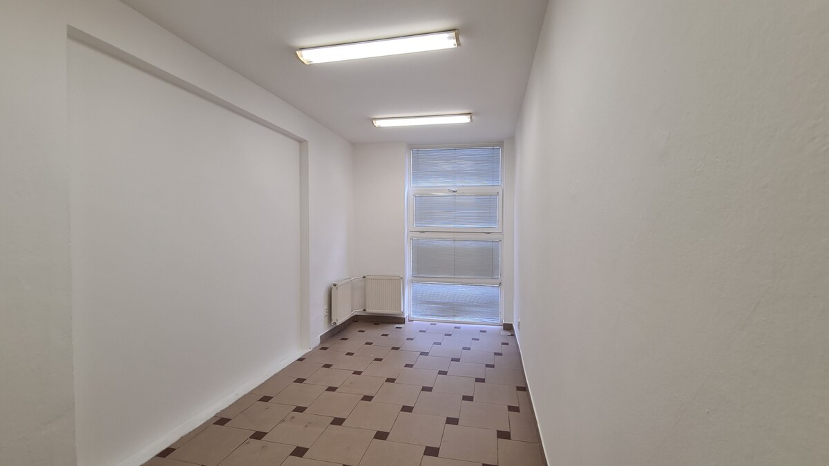 Na prenájom priestory v centre mesta Nové Zámky — foto 3