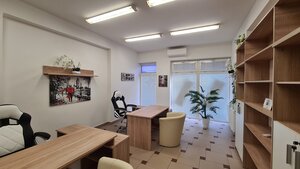 Na prenájom priestory v centre mesta Nové Zámky — foto 1
