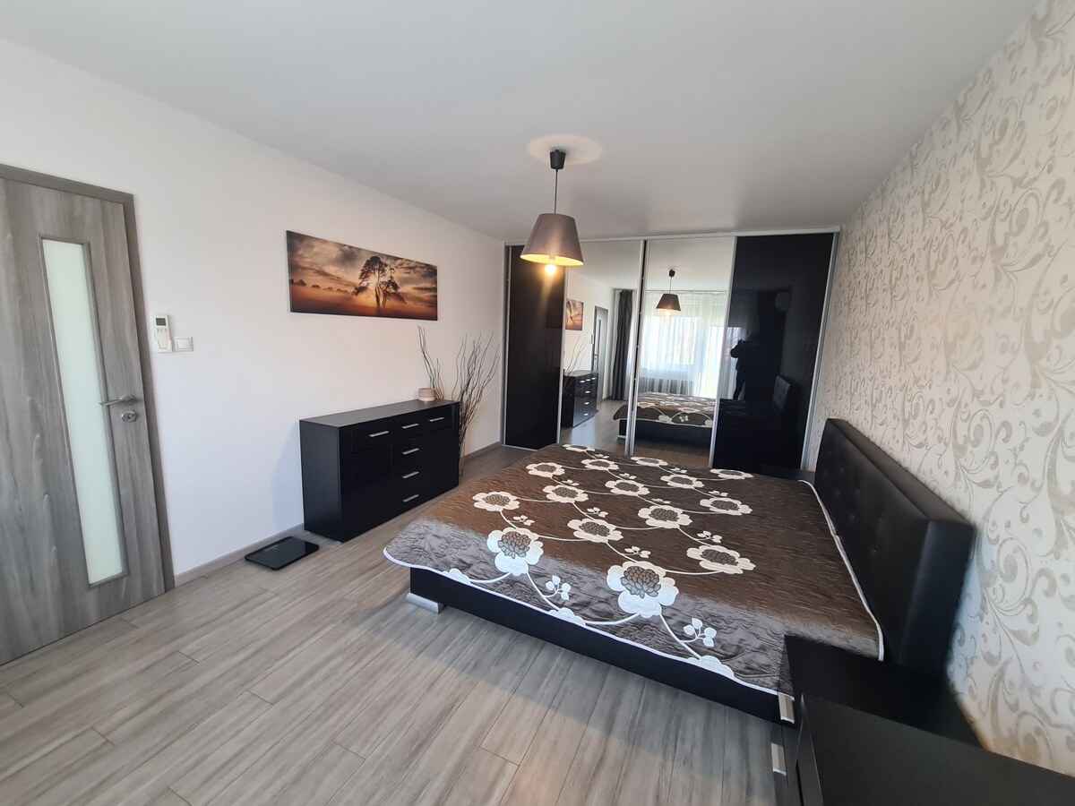 Reprezentatívny 2 izb.byt na prenájom SOHO TOWER Komárno ! — foto 12