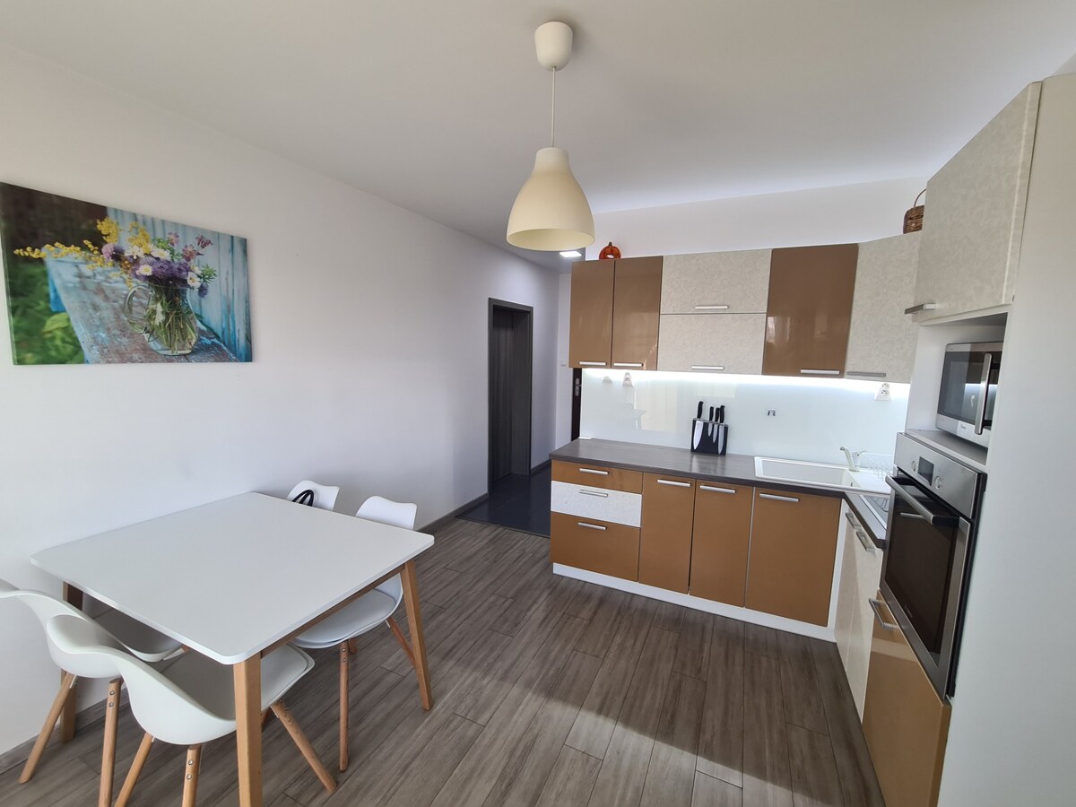 Reprezentatívny 2 izb.byt na prenájom SOHO TOWER Komárno ! — foto 16