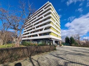 Reprezentatívny 2 izb.byt na prenájom SOHO TOWER Komárno ! — foto 1