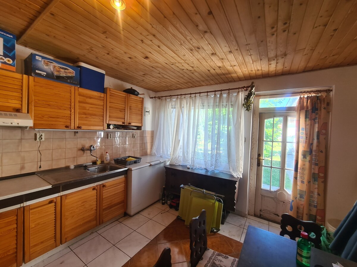 Na predaj unikátny, netradičný RD Komárno - Veľký Harčáš ! — foto 16