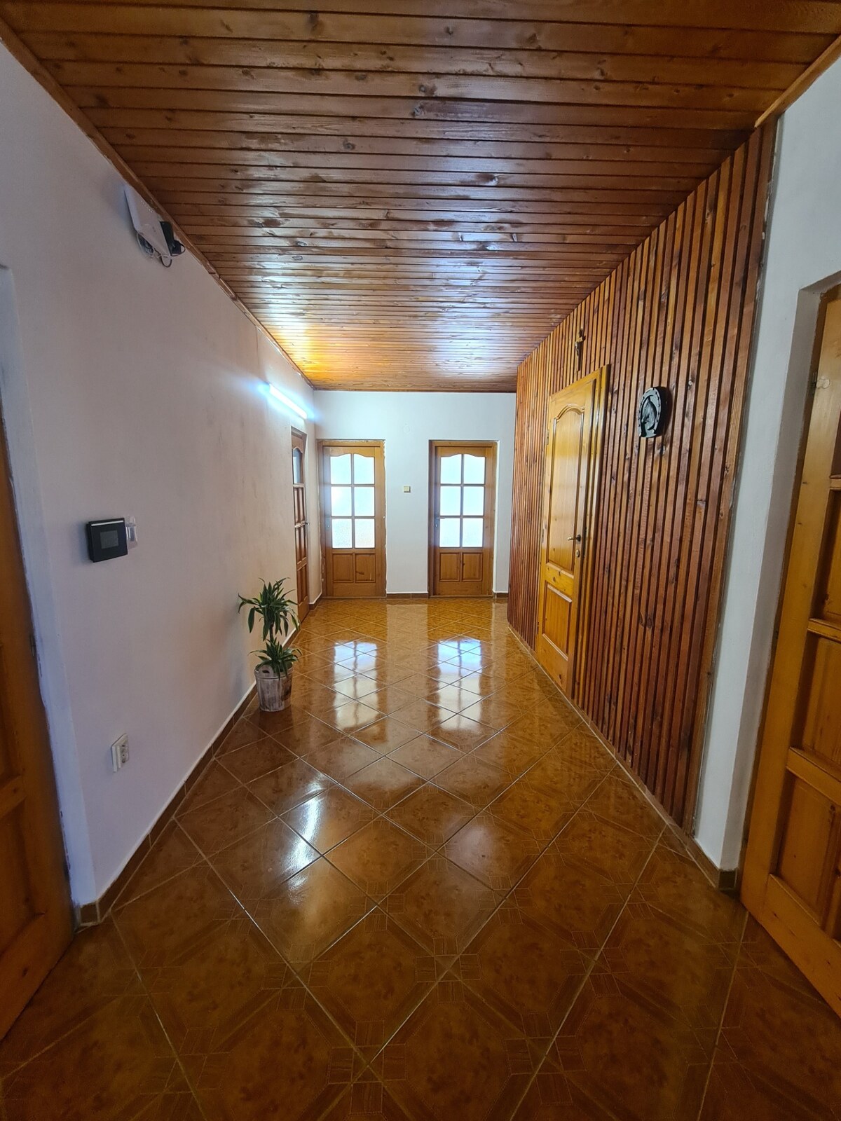 Na predaj unikátny, netradičný RD Komárno - Veľký Harčáš ! — foto 9